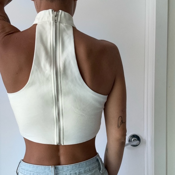 WHITE FOX halter crop top - Picture 3 of 5